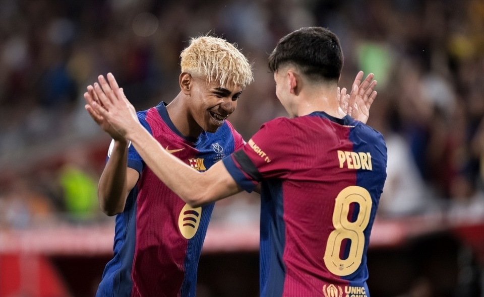 2025高尔夫球蓝湾大师赛：高球绿茵上的“和而不同”